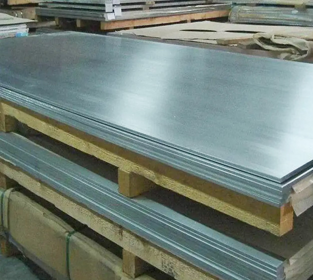 S690Q high strength steel plate